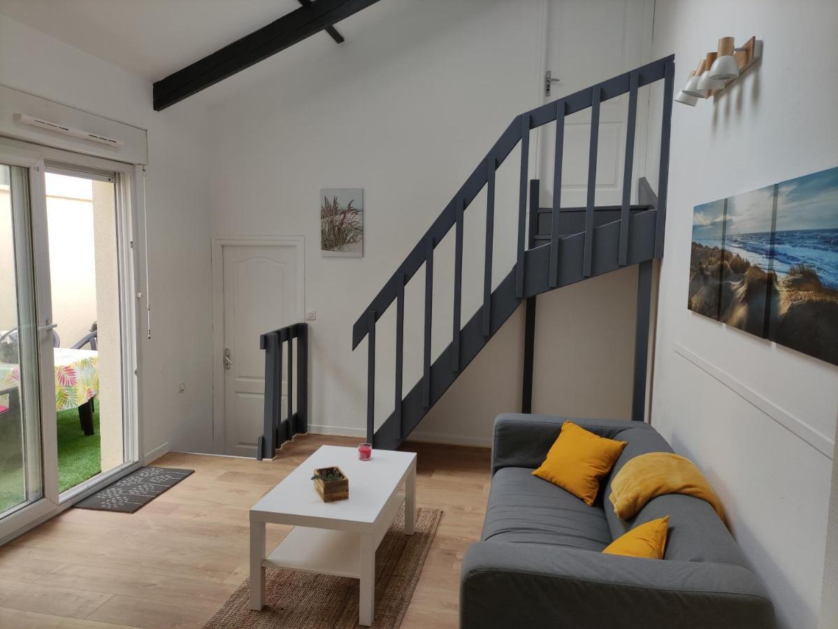 Joli T3 Pres Du Phare Apartman Calais Kültér fotó